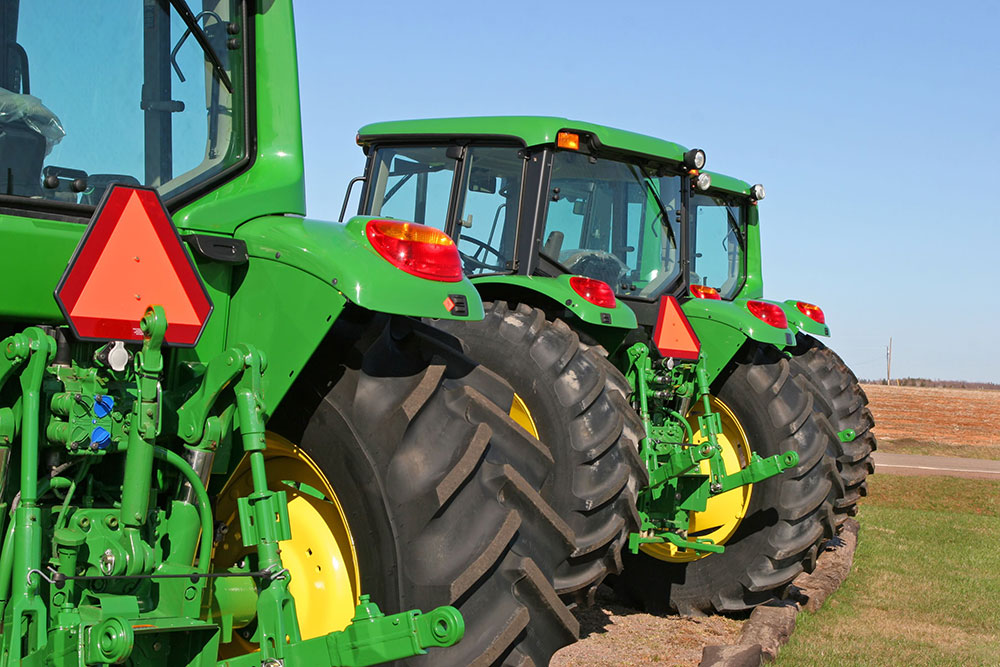 Roadway Safety Tips for Farm Equipment 